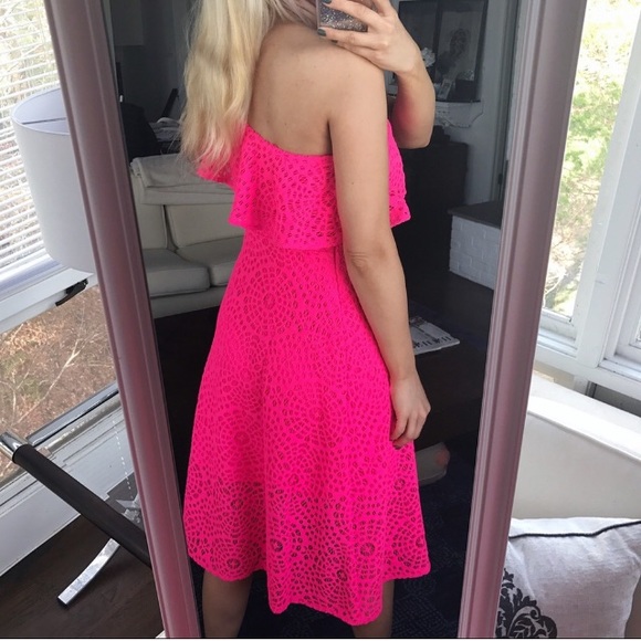 Lilly Pulitzer Pink Callisto Ruffle off shoulder - Picture 5 of 8